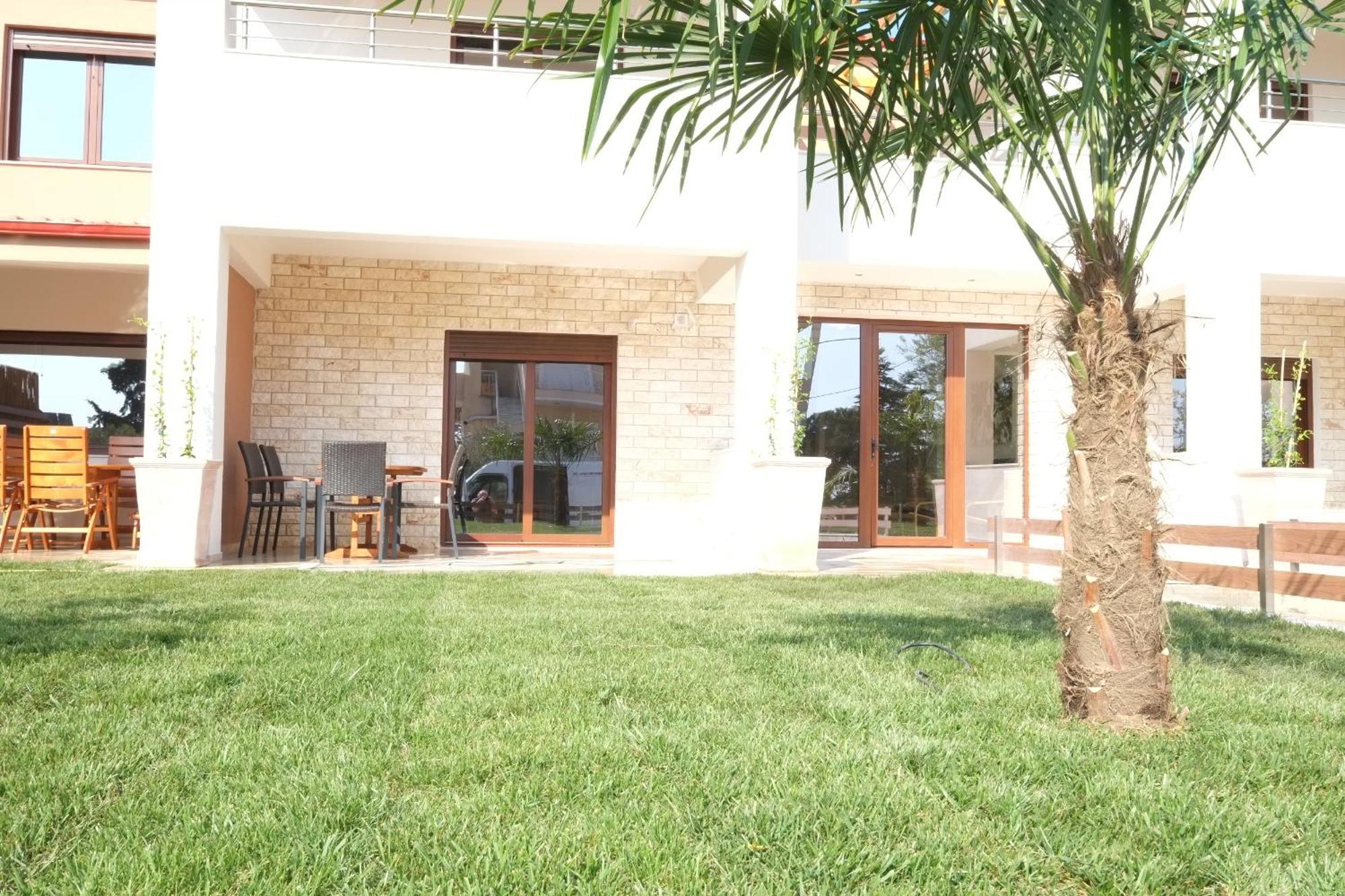 Villa Valerie Nikiti  Exterior photo